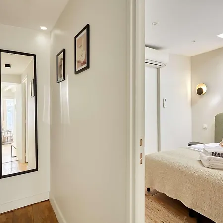 Pantheon Notre Dame By Prestige